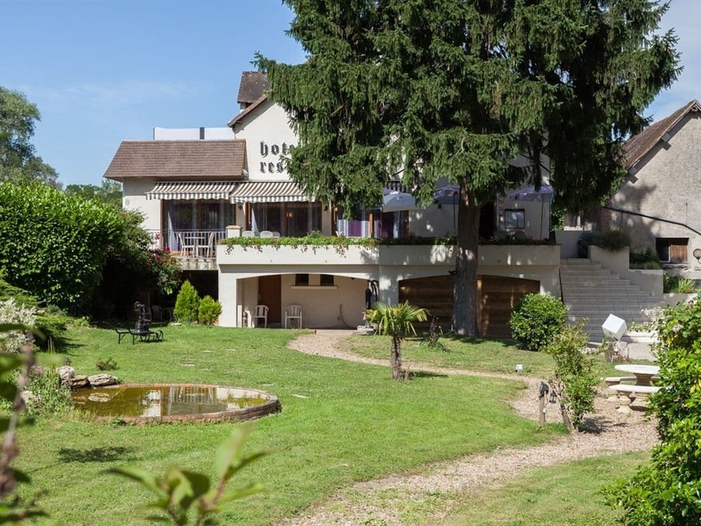Hotel La Bonne Etape Amboise Exterior foto